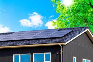 中国製の太陽光パネルは本当に危険？安い理由と国産パネルとの違いを解説