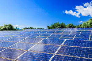 【2026年版】太陽光発電の売電の仕組みとは？売電単価・収入・手続きの流れを解説