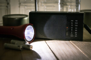 災害時に蓄電池は役立つ？蓄電池でできること・選び方・設置費用を解説