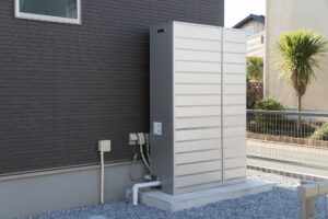 エネファームに蓄電池は必要？併用のメリット・費用・注意点を解説